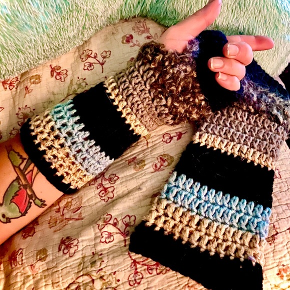FINGERLESS GLOVES - Picture 1 of 1
